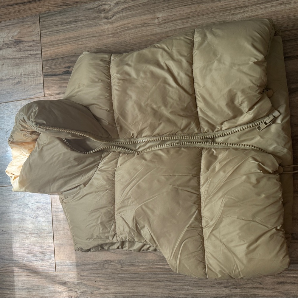 Women's Tan Puffer Vest